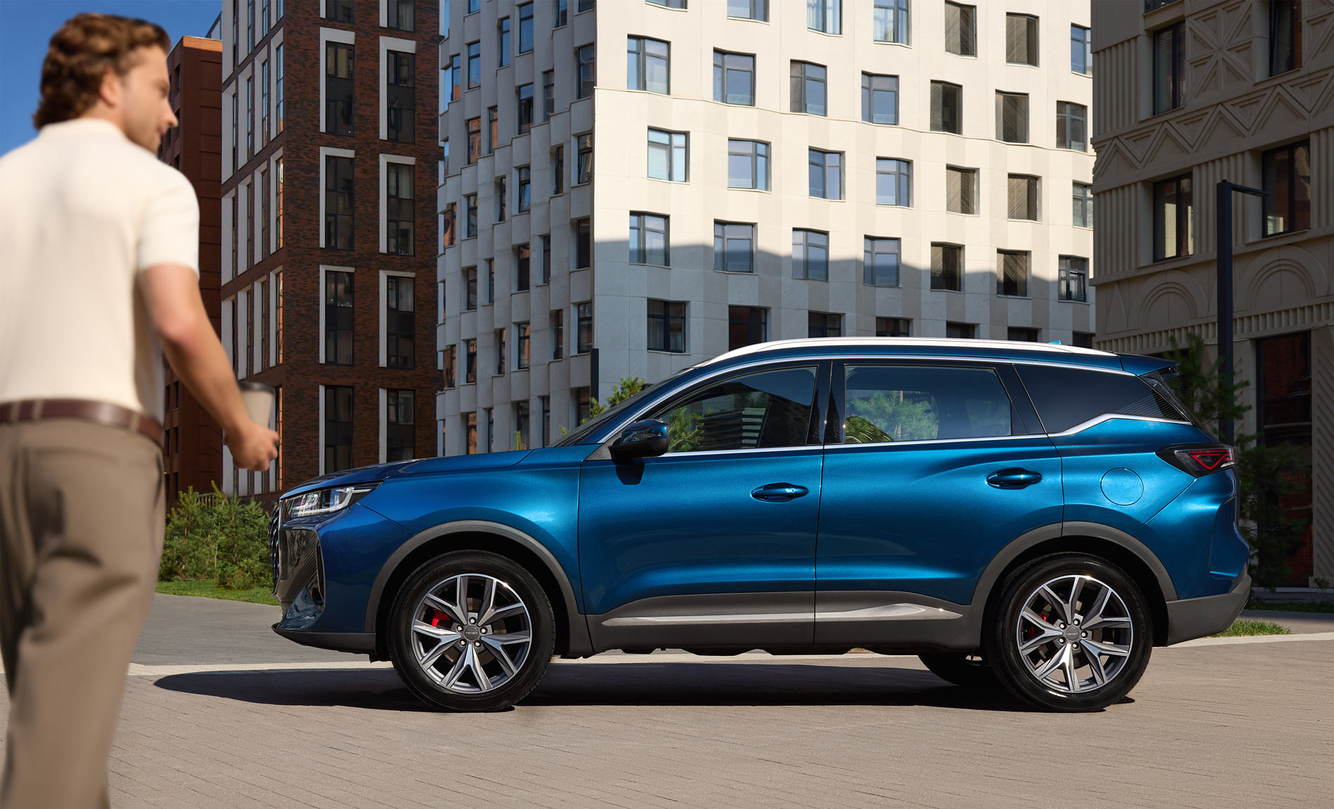 Обновленный дизайн кузова в TENET T7